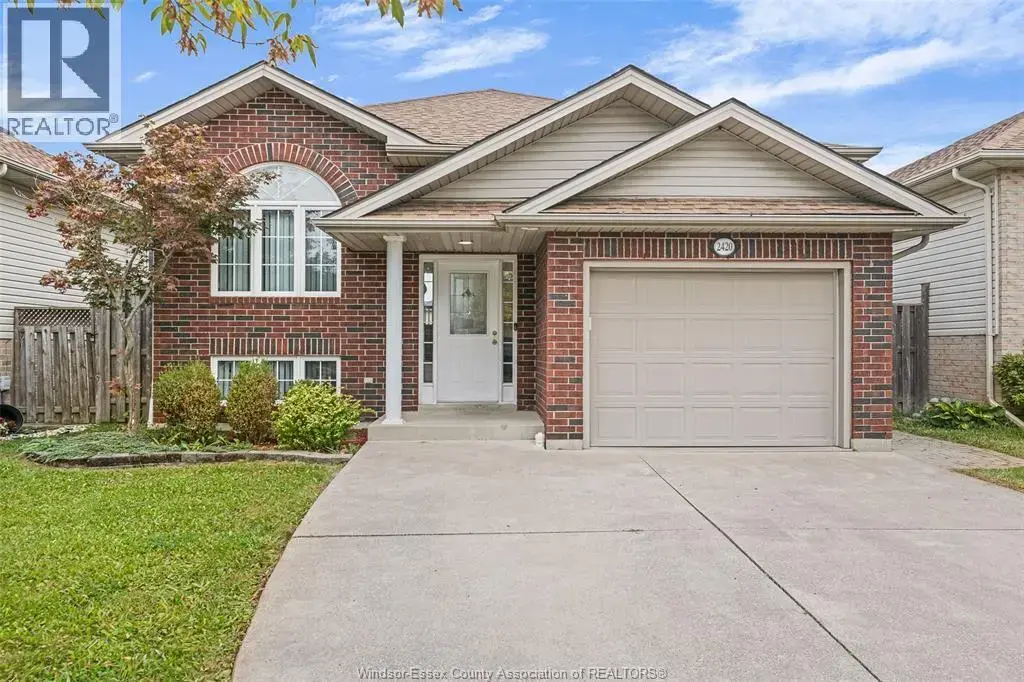 2420 Venetian Avenue, Windsor